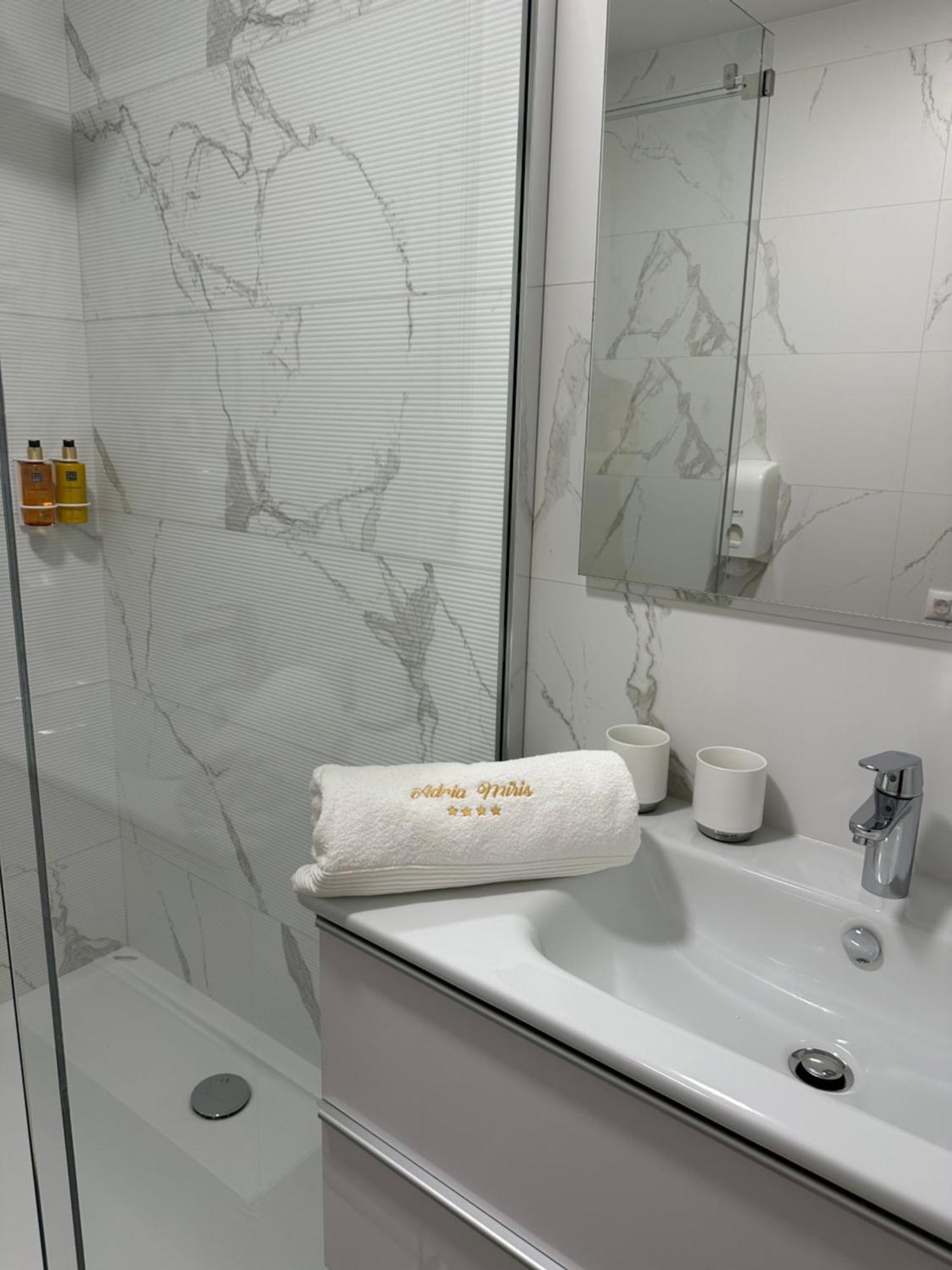 Adria Miris Apartments دراسنيتش المظهر الخارجي الصورة